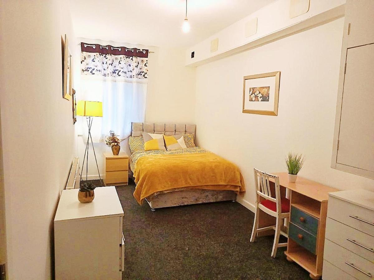 Double Room Close To Bradford University And City Centre Exteriör bild