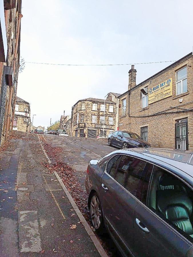 Double Room Close To Bradford University And City Centre Exteriör bild